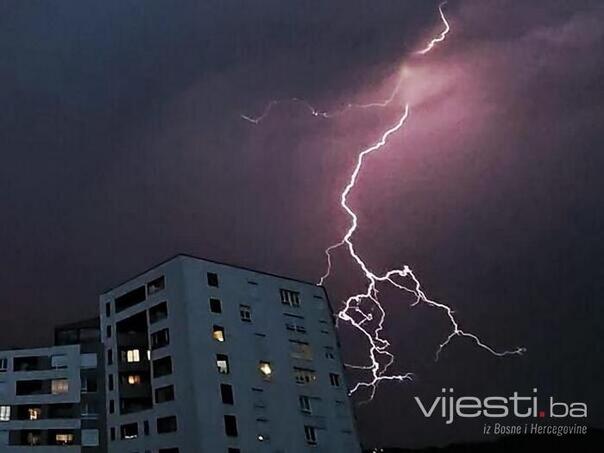 Pripremite se! Dijelu BiH prijeti superćelijska oluja