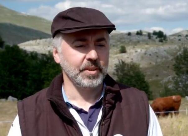 Privatizacija društvene imovine bila model za "privatizaciju" javnih dobara