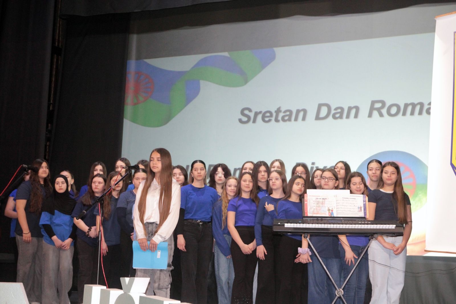 Promocijom odličnih učenika obilježen Dan Roma u TK