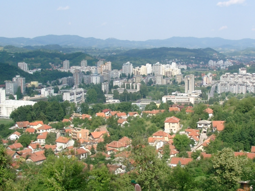 Pronađen osumnjičeni za premlaćivanje 84-godišnjaka u Tuzli