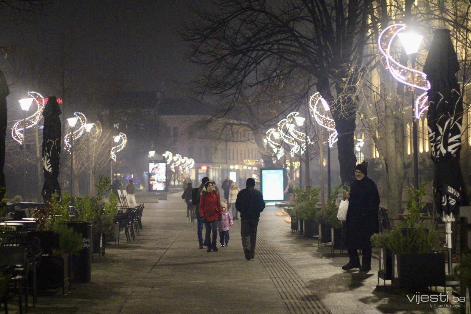 Prošetali smo Banjalukom: Zrak opasan, smog svuda