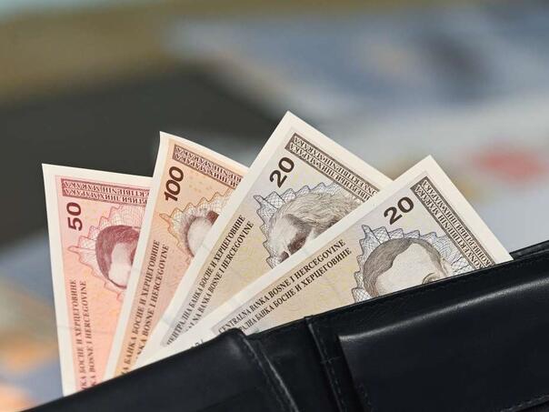 Prosječna plata u Federaciji skočila na 1.757 KM: Ko zarađuje najviše, a ko najmanje