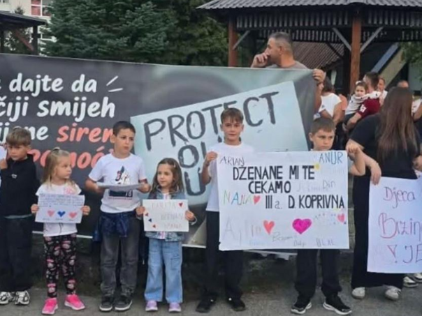 Protest Cazinjana: Do kada će krajiške ceste biti mjesta tragedija?