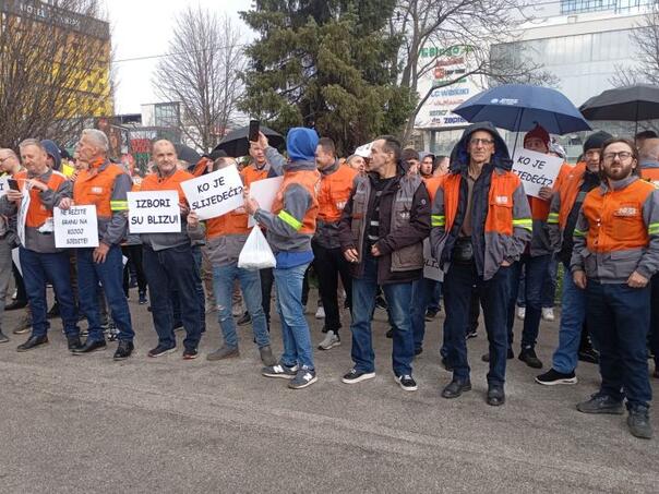 Protest u Sarajevu: Radnici Nove željezare Zenica traže zaštitu čelika