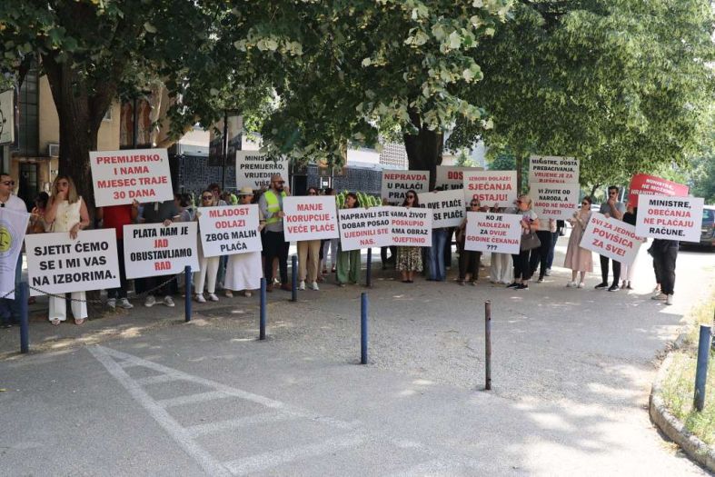 Protesti i štrajk se nastavljaju: Radnici odbili prijedlog Vlade HNK