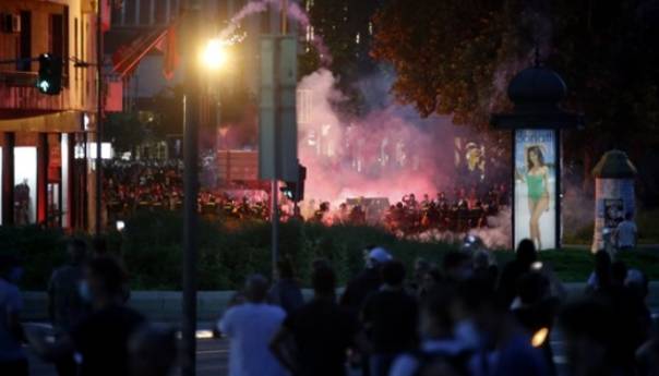 Protesti u Beogradu: Sinoć 36 povrijeđenih