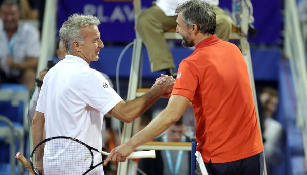 Prpić pobijedio Ivaniševića u reprizi finala iz 1990.