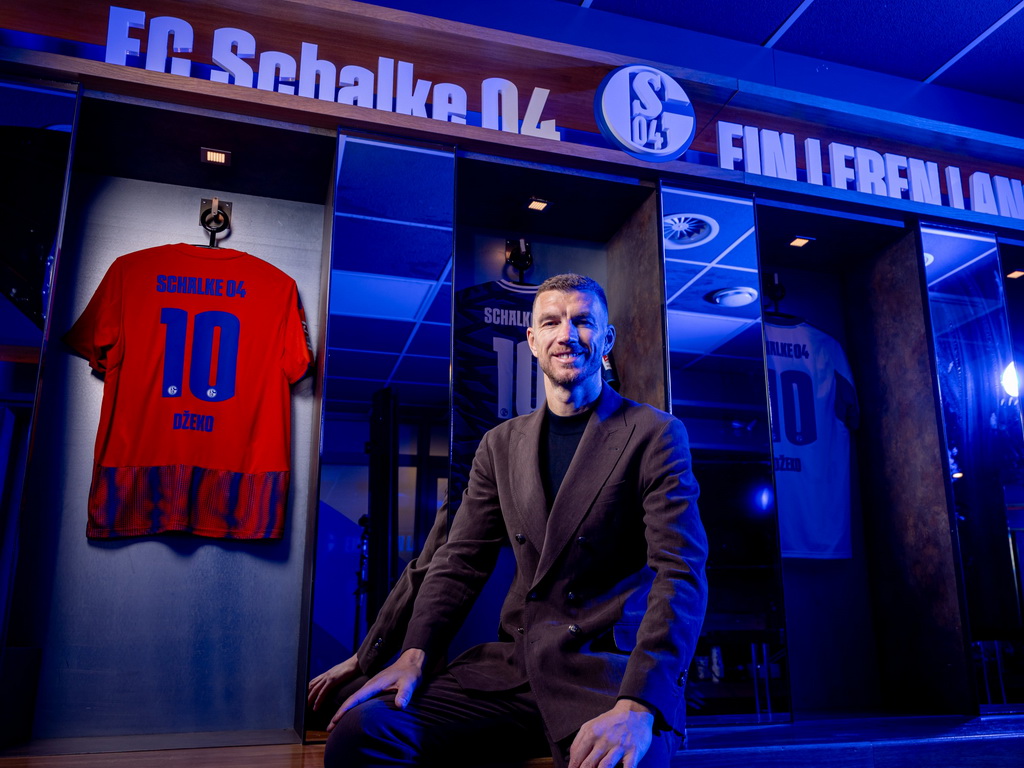 Prva izjava Džeke nakon potpisa za Schalke: Radujem se prvom meču