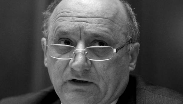 Prva smrt u Vladi Srbije zbog koronavirusa: Preminuo državni sekretar