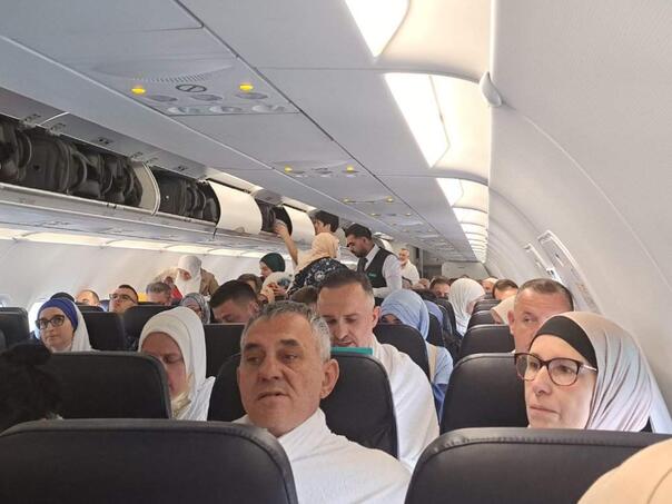 Prvi avion s hadžijama iz BiH krenuo ka Saudijskoj Arabiji