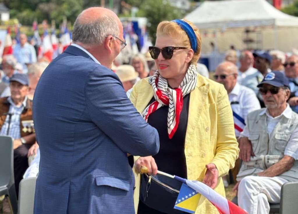 Prvi put u historiji: Delegacija BiH odala počast žrtvama potapanja broda Meknes u Francuskoj