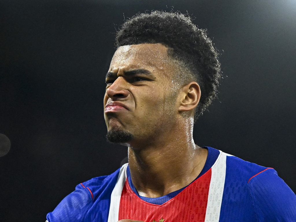 PSG dominira protiv Barcelone, Doue pogodio za vodstvo