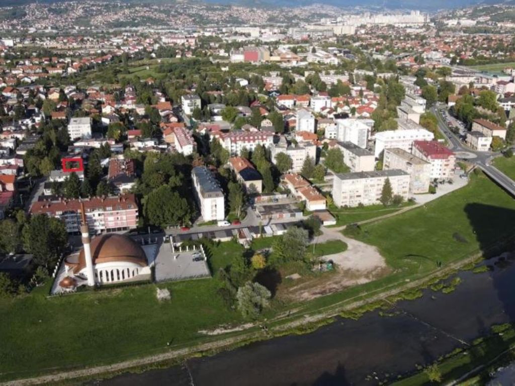 Pucnjava na Ilidži, policija blokirala saobraćaj i traži napadača
