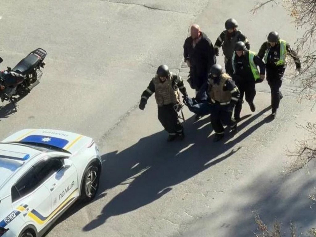 Pucnjava u Kijevu, pet mrtvih i 10 ranjenih: Specijalci ubili napadača