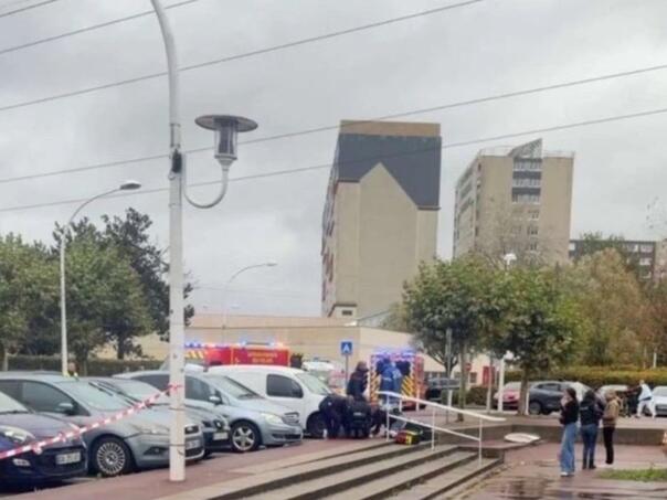 Pucnjava u predgrađu Pariza: Jedna osoba ubijena, četiri ranjene