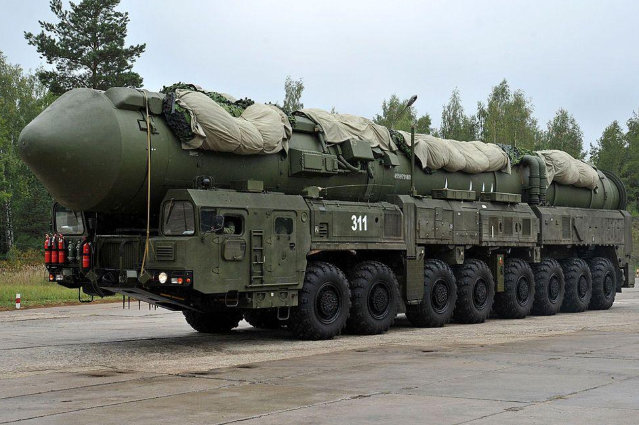 Putin: Počela je serijska proizvodnja "Orešnika"