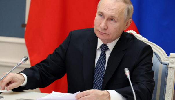 Putin: Rusija zapravo posjeduje hipersonično oružje, ali ga ne koristi