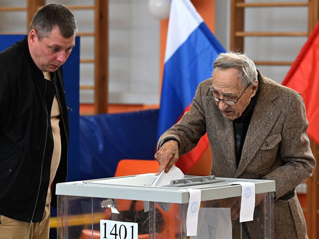 Putinova stranka osvojila rekordnih 355 mjesta u ruskoj Dumi