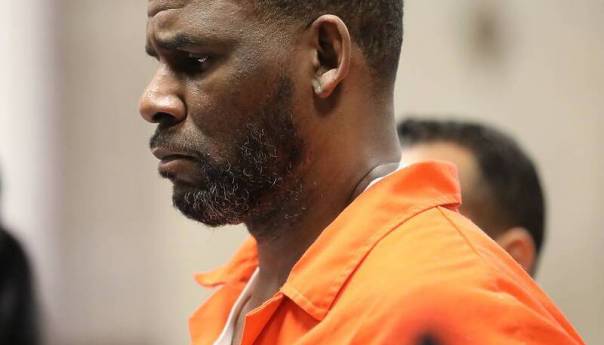 R. Kelly osuđen na 30 godina zatvora zbog vođenja lanca prostitucije