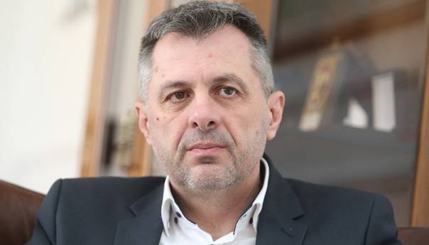 Radojičić: BiH klizi u "Mostar"