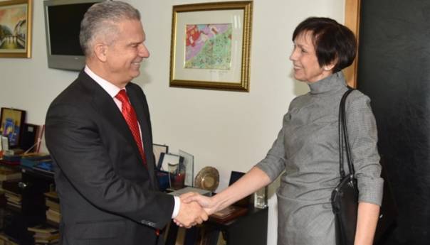 Radončić s ambasadoricama Austrije i Njemačke o migrantskoj krizi