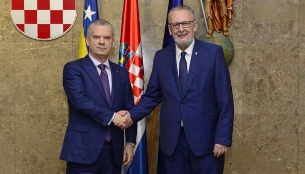 Radončićev uspjeh u Zagrebu: Sa riječi na djela