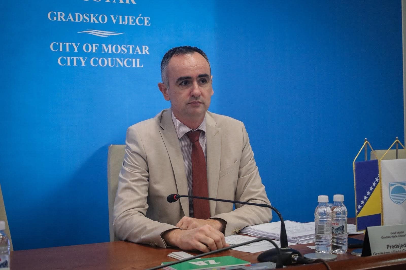 Rahimić odgovorio Kordiću: "Izrekli ste neistine i ne štitite gradsku imovinu"