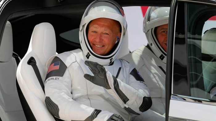 Raketa SpaceX lansirana s dvojicom astronauta 