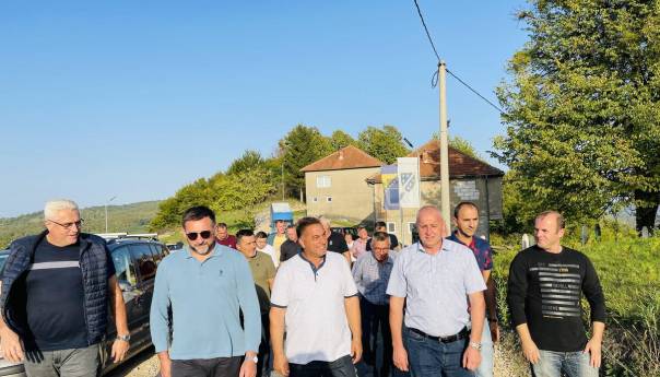 Ramić u selu Liplje - Kadrići pustio u promet novoizgrađeni put