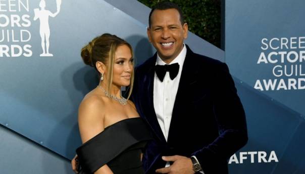 Raskinuli Jennifer Lopez i Alex Rodriguez