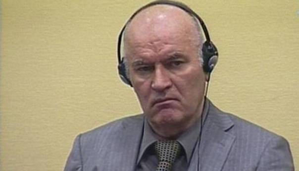Ratni zločinac Ratko Mladić operisan u Hagu