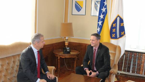 Razgovarali Bećirović i Radončić: Ubrzati EU i NATO put