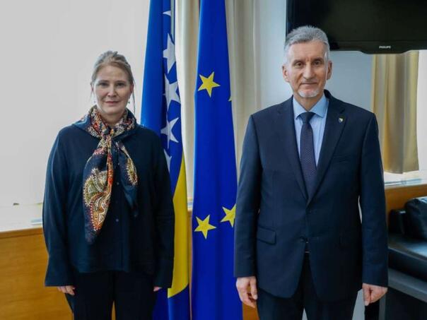 Razgovori o evropskom putu BiH: Ademović i predstavnica EU o ključnim reformama