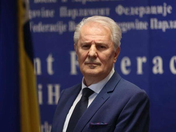 Refik Lendo čestitao 9. maj: Sloboda i država su vrijednosti koje moramo čuvati