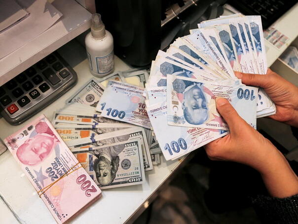 Rekordan pad turske lire prema dolaru
