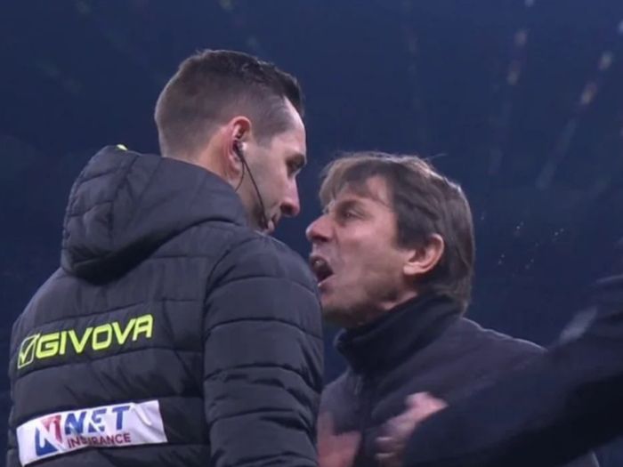 Remi Intera i Napolija u meču punom nervoze