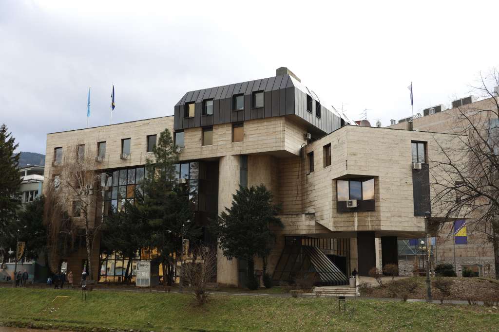Revizija otkrila ozbiljne propuste u institucijama FBiH: Milijarde pod lupom