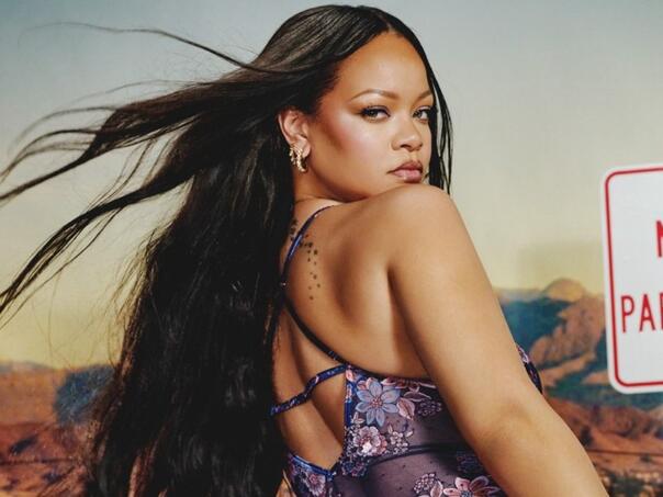 Rihanna pozirala u zavodljivom izdanju: Predstavila novu kolekciju donjeg rublja