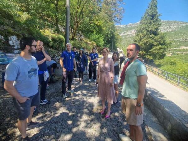 Robert Dacešin vodio poznate travel blogere u biser bh. prirode