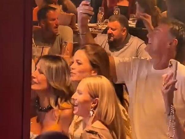 Roditelji Due Lipe uživali na koncertu Dine Merlina: "Je l' Sarajevo gdje je nekad bilo"