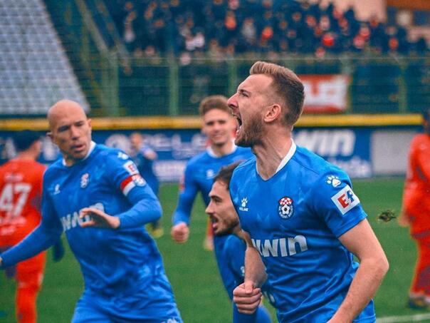 Rođeni zaustavljeni u Širokom: Sporni penal odlučio derbi 21. kola