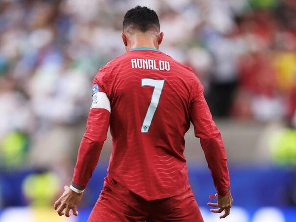 Ronaldo se našalio: Možda odem u penziju za deset godina