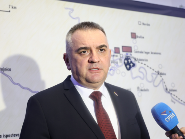 RS se zadužuje za milijardu maraka