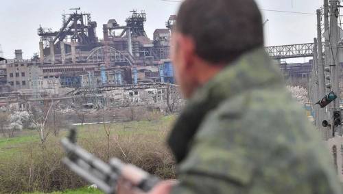 Rusija najavila ispitivanje ukrajinskih vojnika iz Azovstala