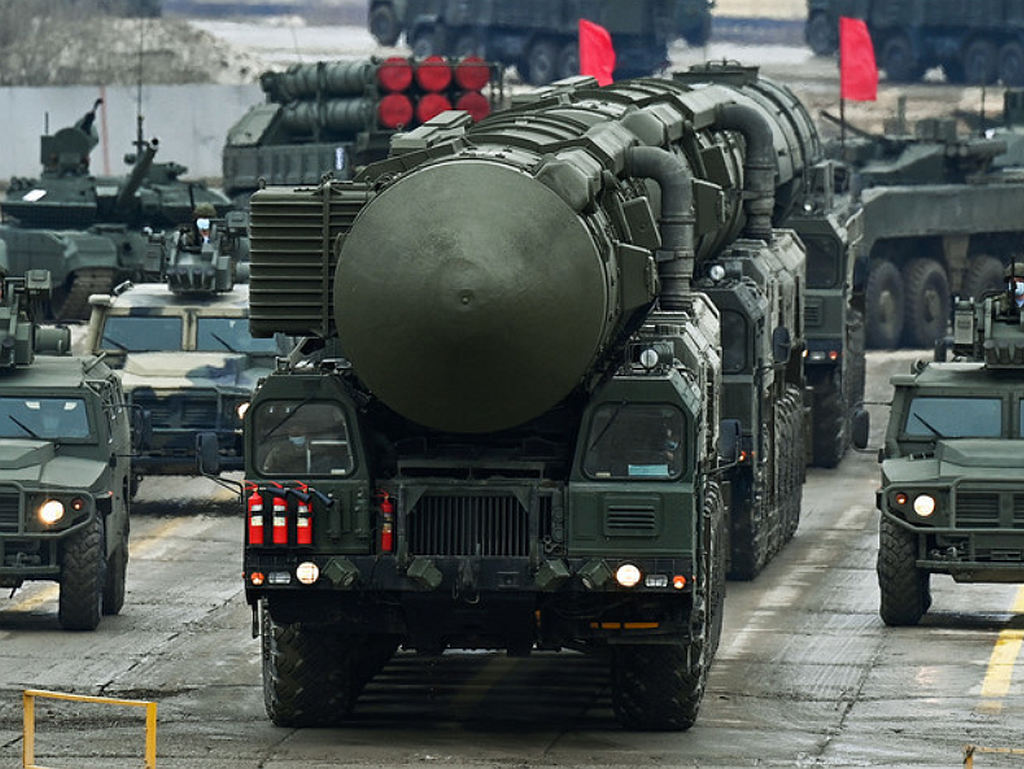 Rusija počela vježbe taktičkim nuklearnim oružjem