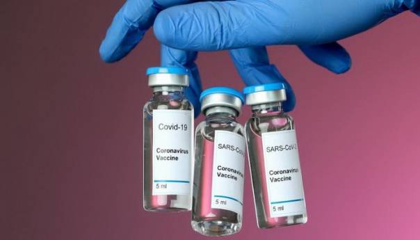 Ruski liječnici oprezni zbog brzog odobrenja cjepiva za Covid-19