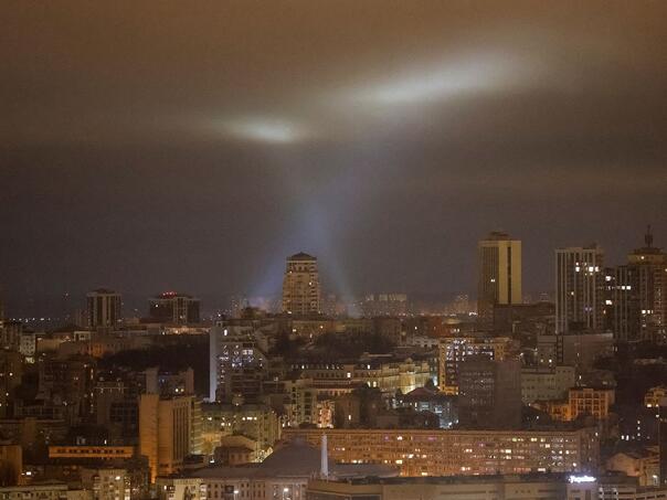 Ruski raketni napadi širom Ukrajine: Stanovništvo pozvano u skloništa