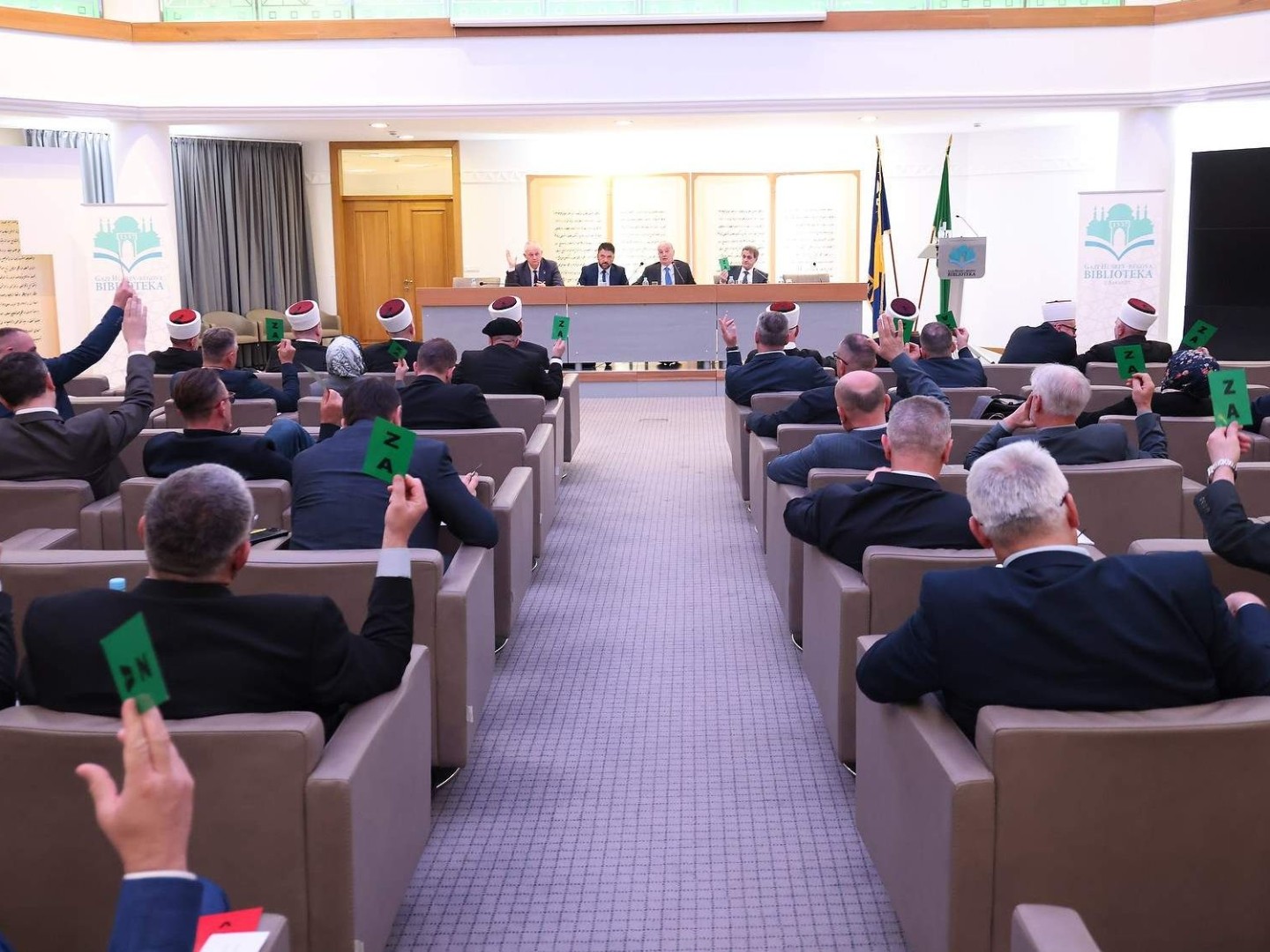 Sabor IZ danas potvrđuje kandidate za nasljednika Huseina ef. Kavazovića