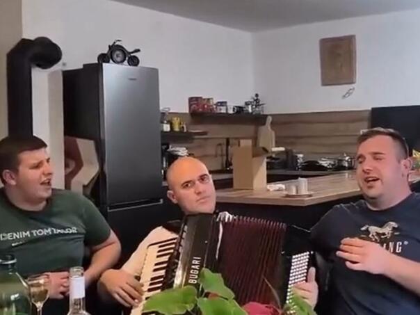 Saborski zastupnik pjevao pjesme o Anti Paveliću