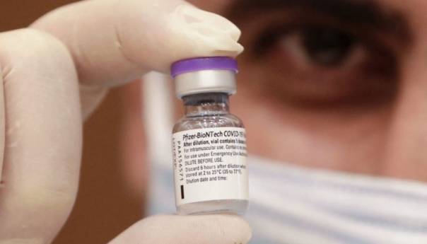 SAD će donirati 500 miliona doza Pfizerove vakcine stotini zemalja